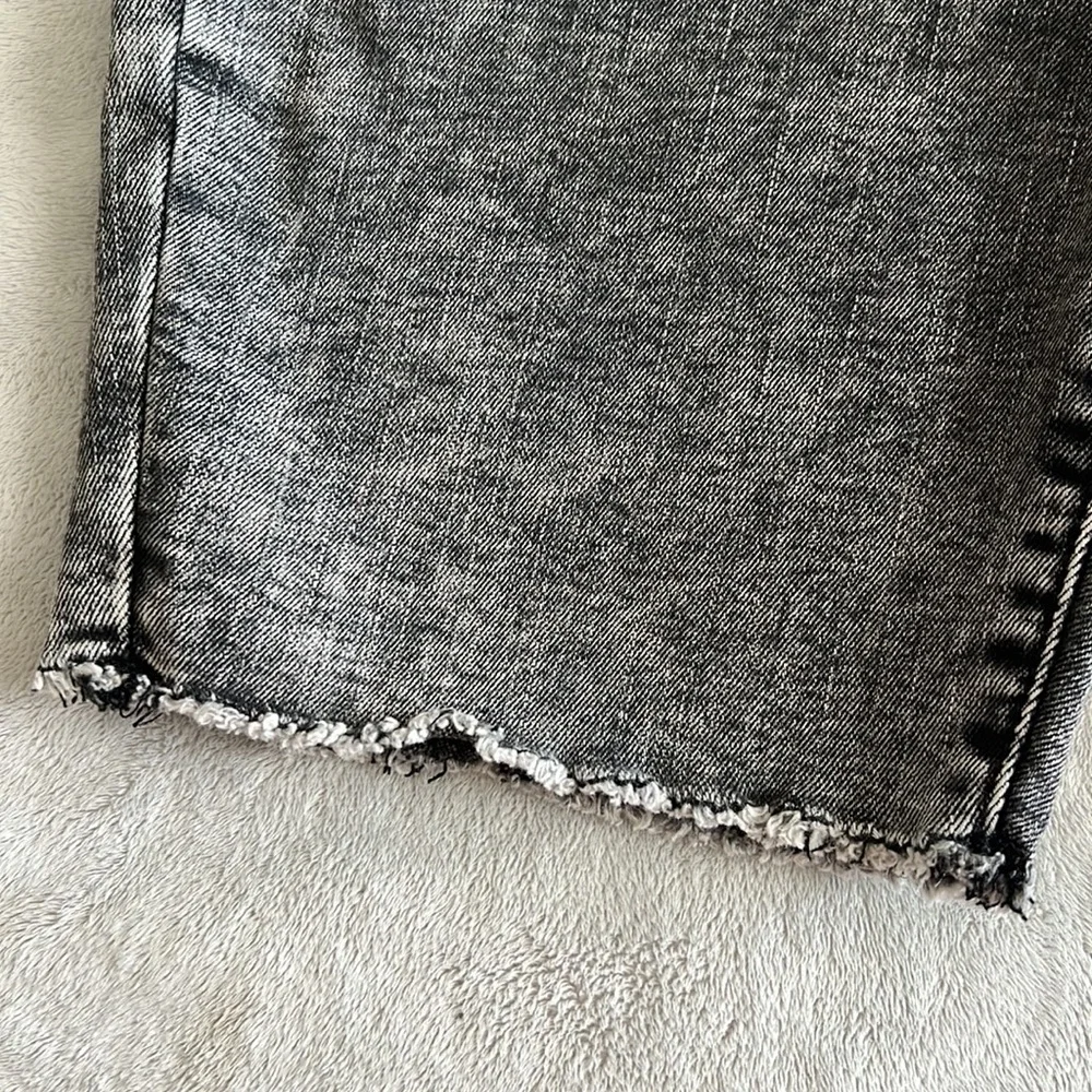 Boys Old Navy Slim Shorts Gray Size 10